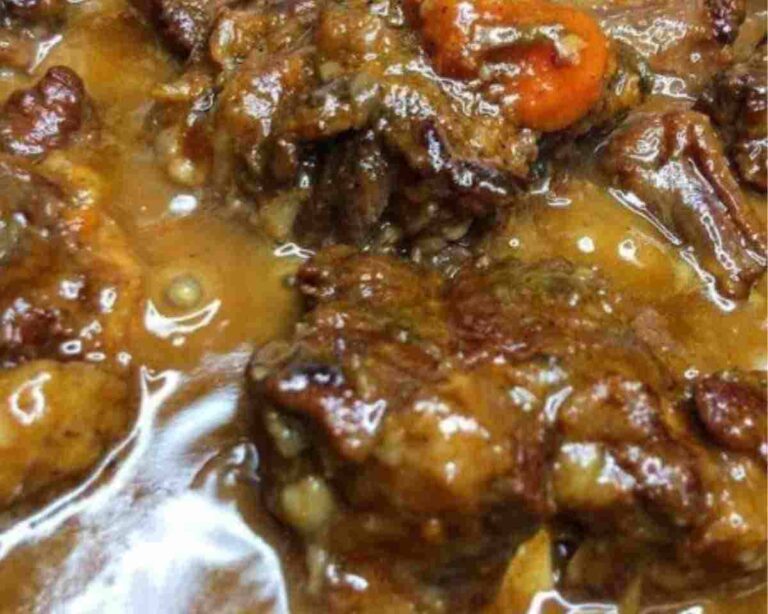 Smothered Oxtails