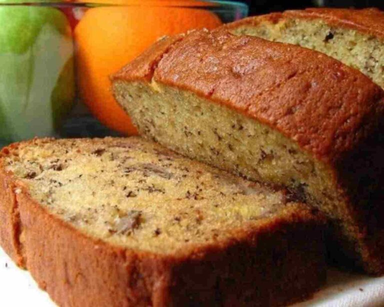 RICH BANANA BREAD