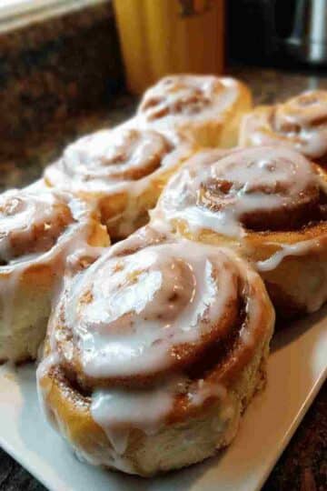 Easy Bisquick Cinnamon Rolls Recipe