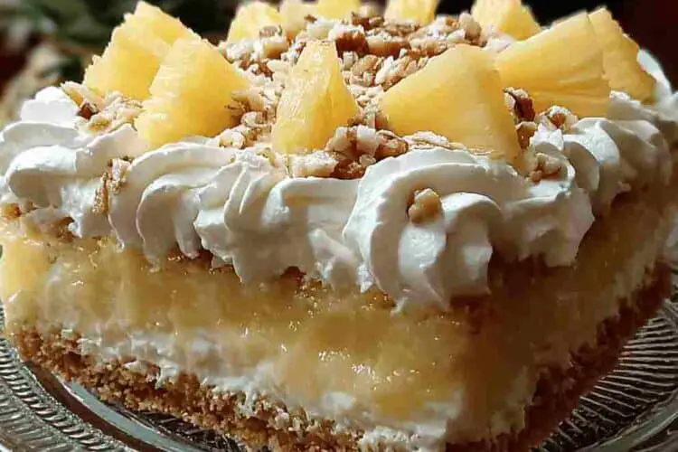 Easy Hawaiian Pineapple Cake with Cream Cheese Bliss