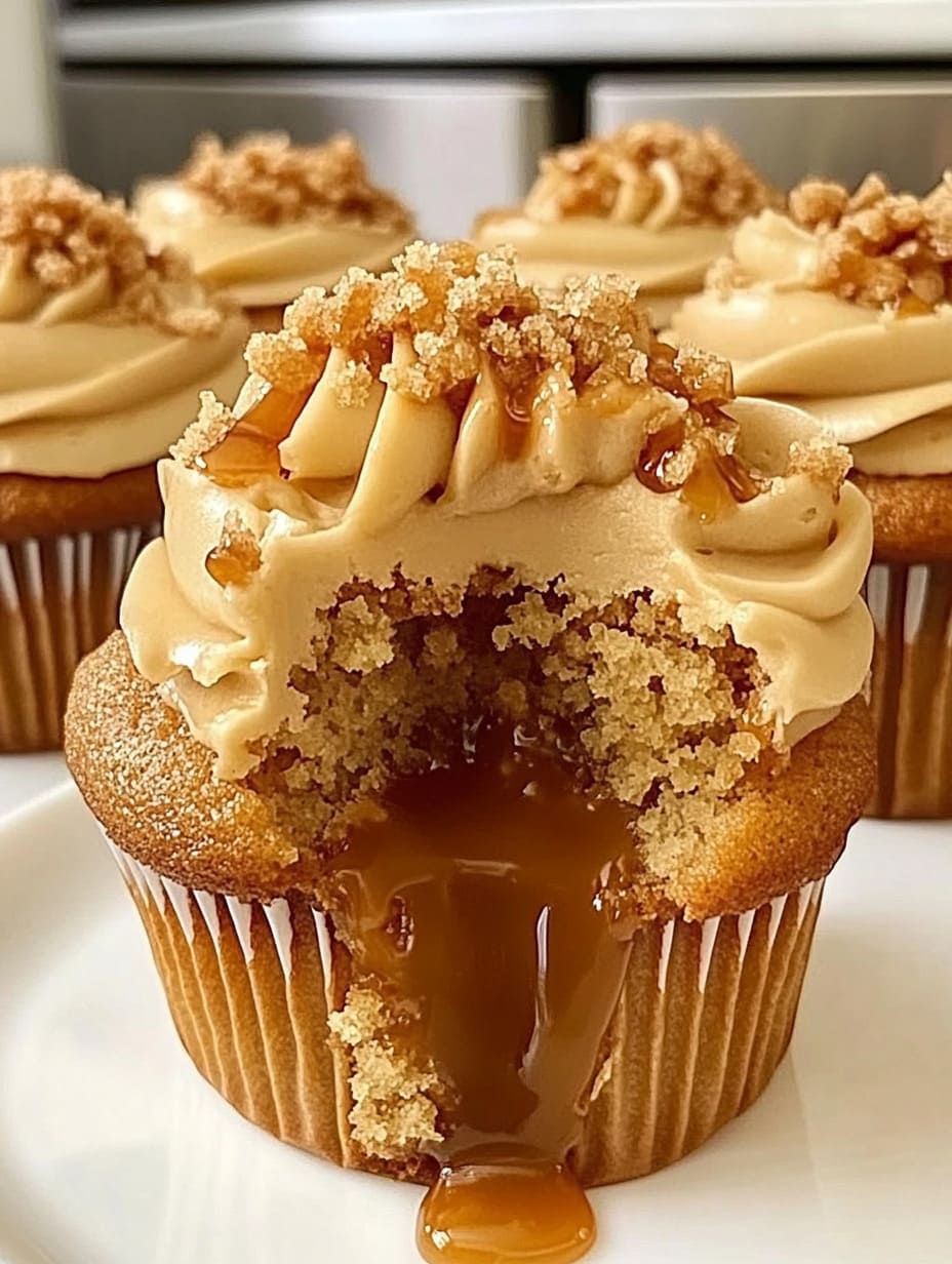 Churro Caramel Crunch Cupcakes