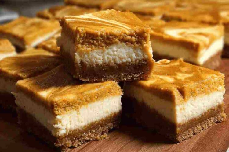 Easy Pumpkin Cheesecake Bars