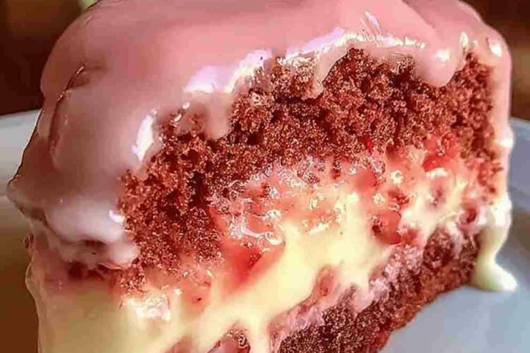 Strawberry Honeybun Cake with Strawberry Cream Icing