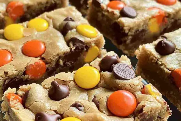 Reese’s Pieces Cookie Bars
