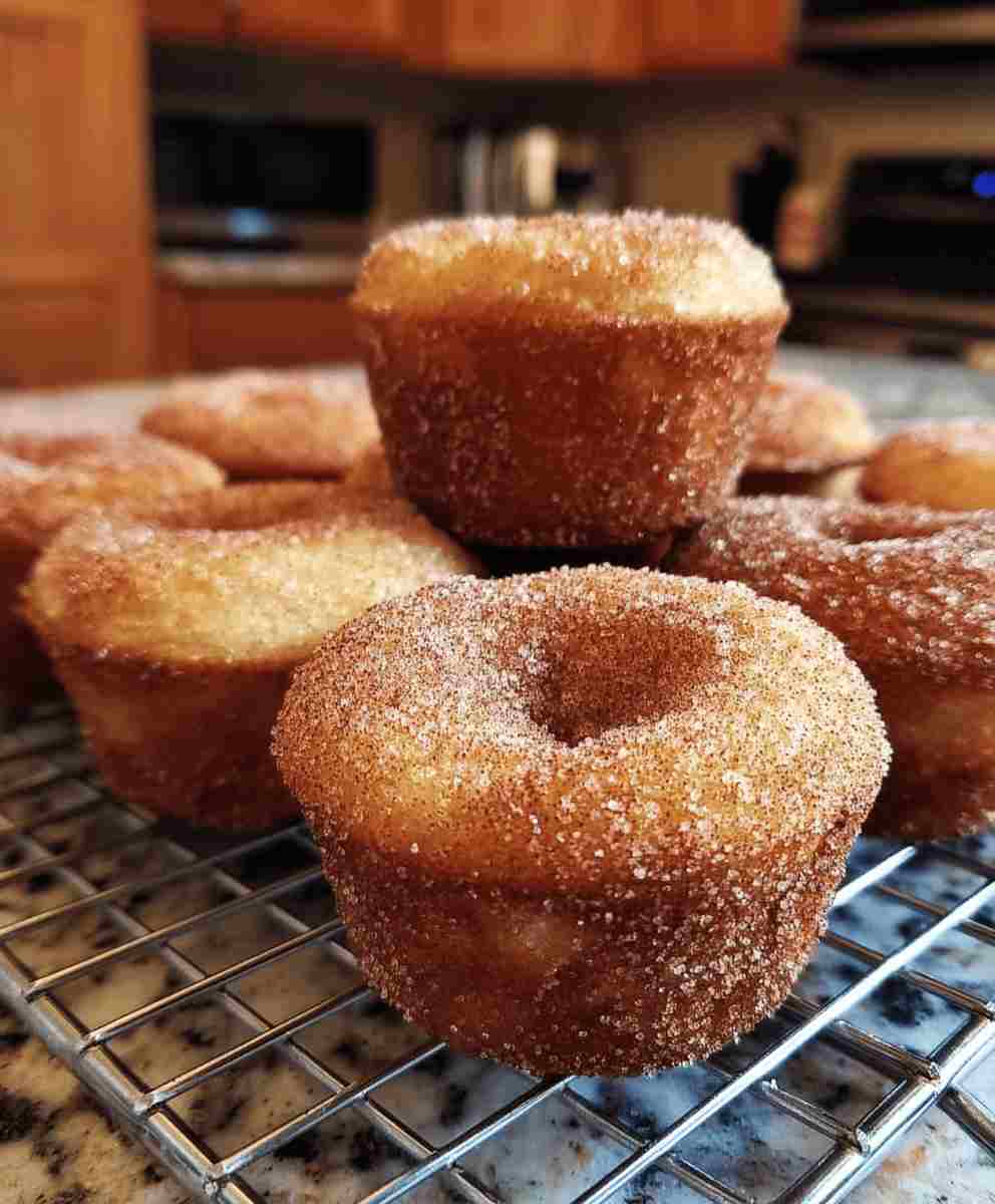 Grandma’s Fluffy Cinnamon Sugar Donut Muffins Recipe