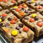 Reese’s Pieces Chocolate Chip Cookie Bars