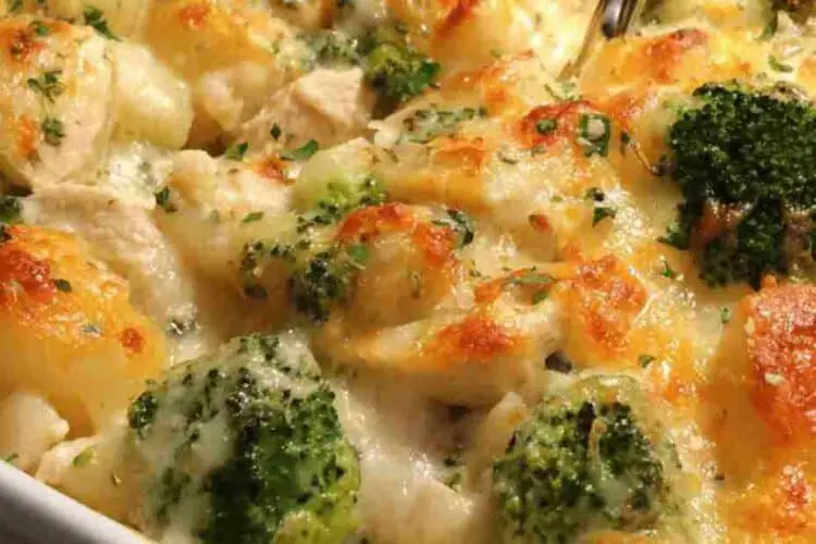 Baked Potato Chicken and Broccoli Casserole