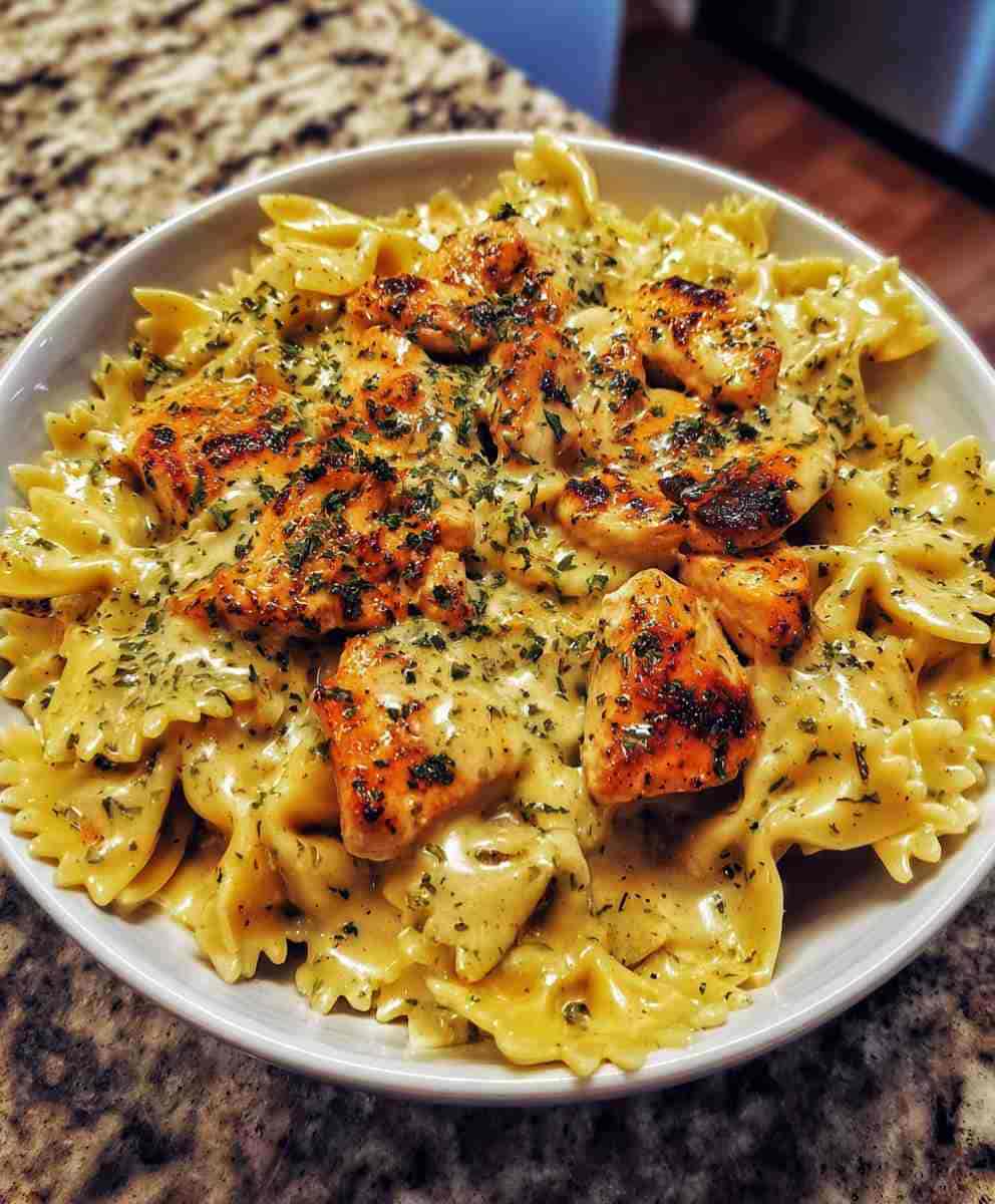 Cheesy Garlic Butter Chicken Bowties in Mozzarella Sauce