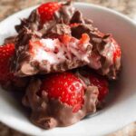 Chocolate Strawberry Yogurt Clusters Recipe