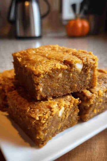 Easy Pumpkin Blondies Recipe