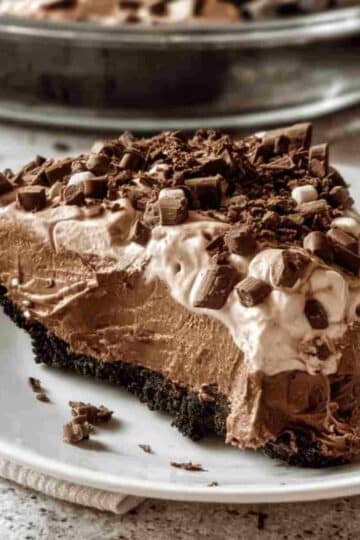Classic Mississippi Mud Pie Recipe with Marshmallows