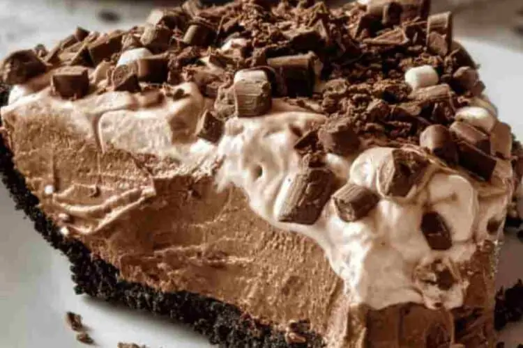 Classic Mississippi Mud Pie Recipe with Marshmallows