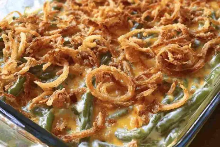 Easy Cheesy Green Bean Casserole Recipe
