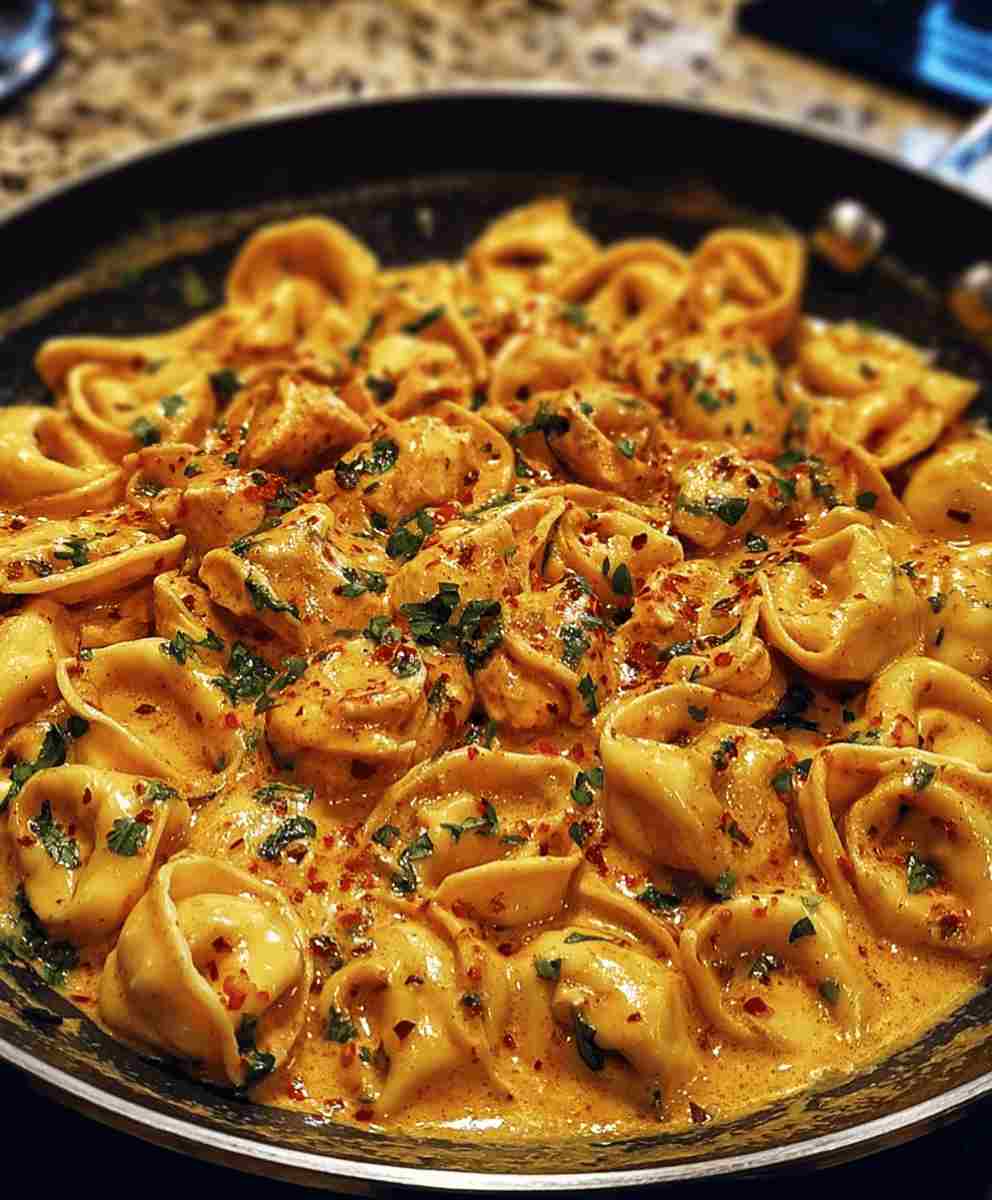 One Pot Spicy Garlic Butter Chicken Tortellini