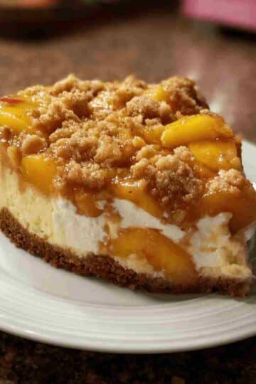 Peach Cobbler Cheesecake