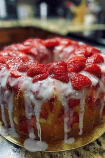 Strawberry Pineapple Pound Cake with Cream Cheese