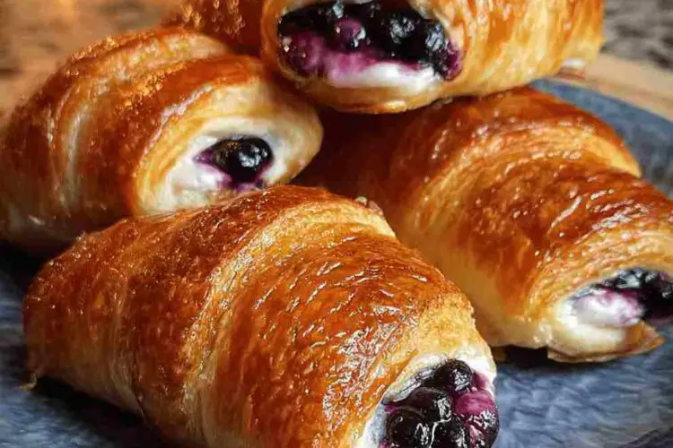 Blueberry Cream Cheese Crescent Rolls