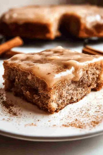 Easy Maple Cinnamon Cake