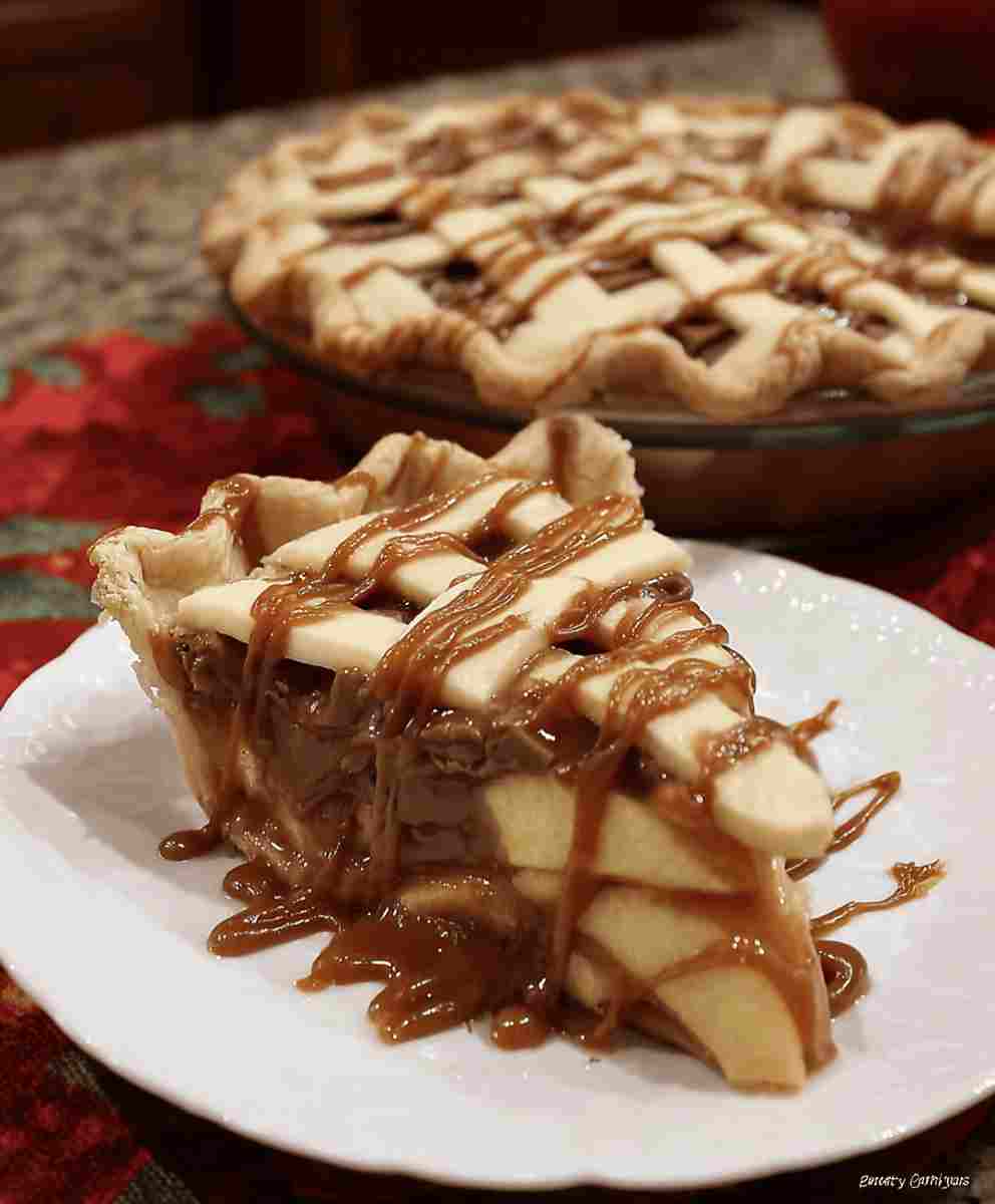 Twix Caramel Apple Pie