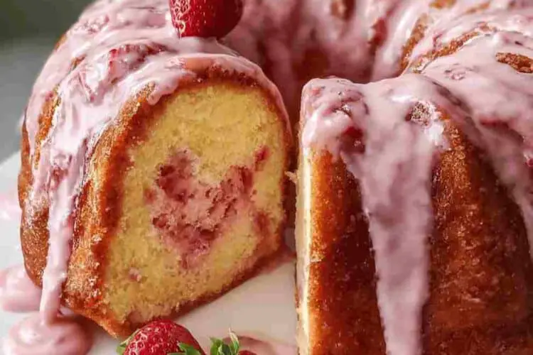 Strawberry Milkshake Pound Cake