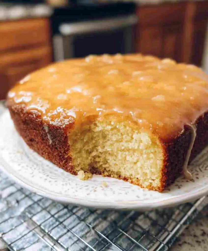 Moist Vanilla Buttermilk Cake