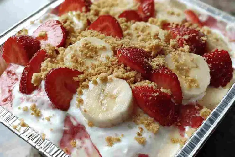 Strawberry Cheesecake Banana Pudding