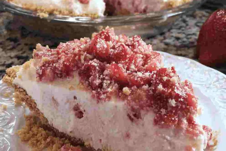 Strawberry Shortcake Freezer Pie