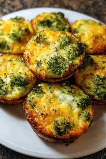 Low Carb Broccoli Cheese Rounds