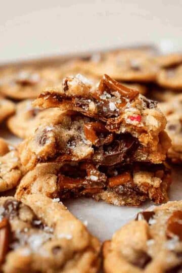 Easy Christmas Crack Cookies Recipe