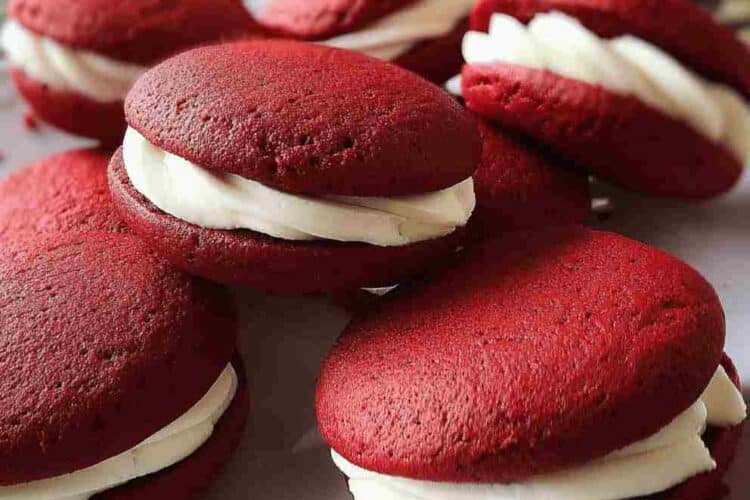 Valentine’s Red Velvet Whoopie Pies